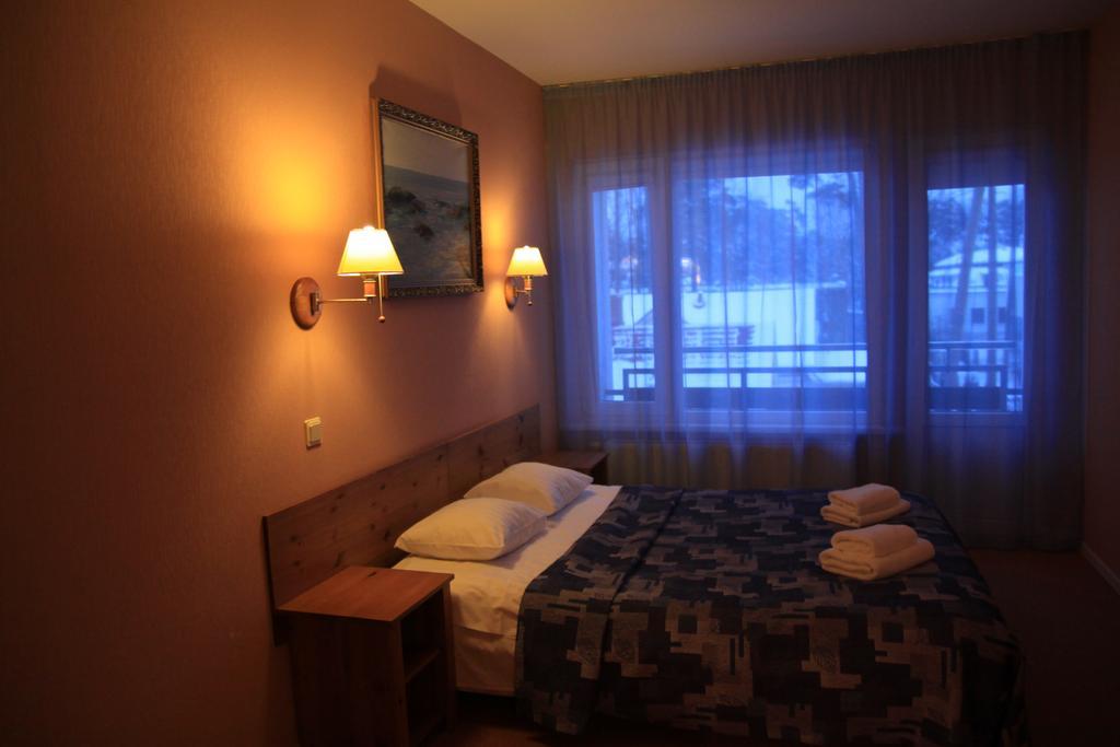 Rija Eiropa Hotel Jurmala Room photo